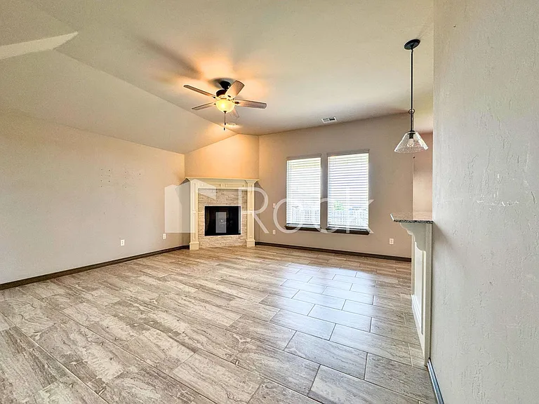 3908 Brougham Way — Photo 4