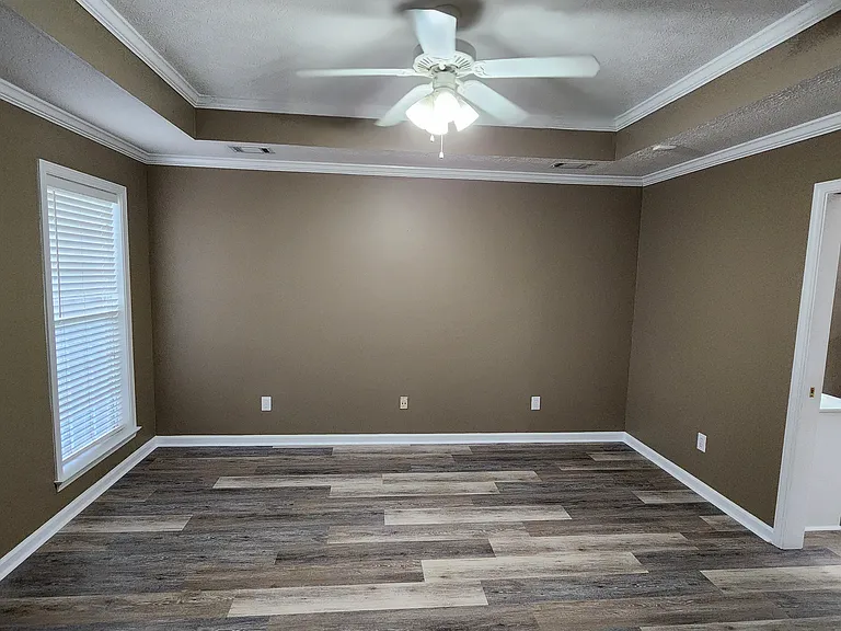 1229 Westfield Ln — Photo 13