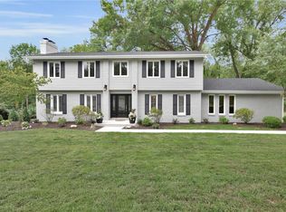 14330 Ladue Rd, Chesterfield, MO 63017