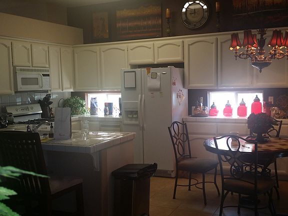 3rd image of 2623 Du Pont Way
