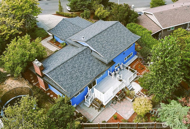 3rd image of 26432 Somerset Lane