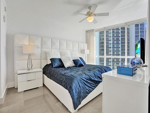 5th image of 18201 Collins Avenue #1107