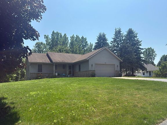 3rd image of 2122 Wildflower Ave