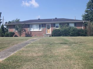 801 W Main St, Smithville, TN 37166