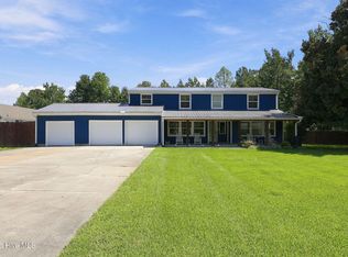 218 Old Ironsides Rd, Newport, NC 28570