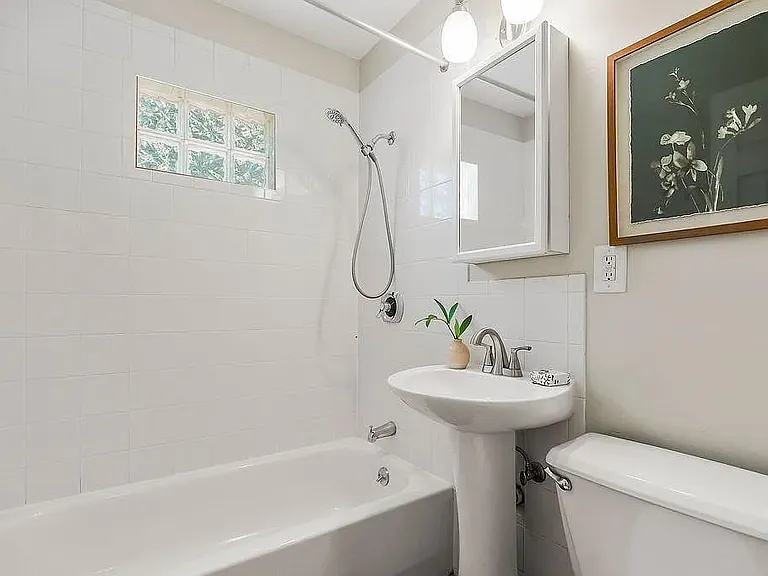 7652 Rainbow Dr — Photo 11