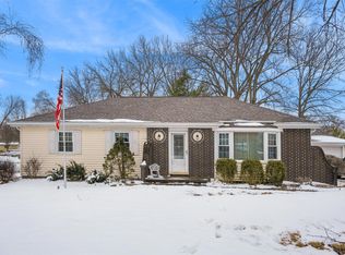 3320 Ashworth Rd, West Des Moines, IA 50265