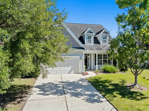 8016 Hyannis Ct, North Charleston, SC 29420