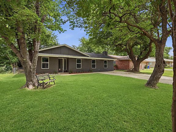 4th image of 728 Hall Rd