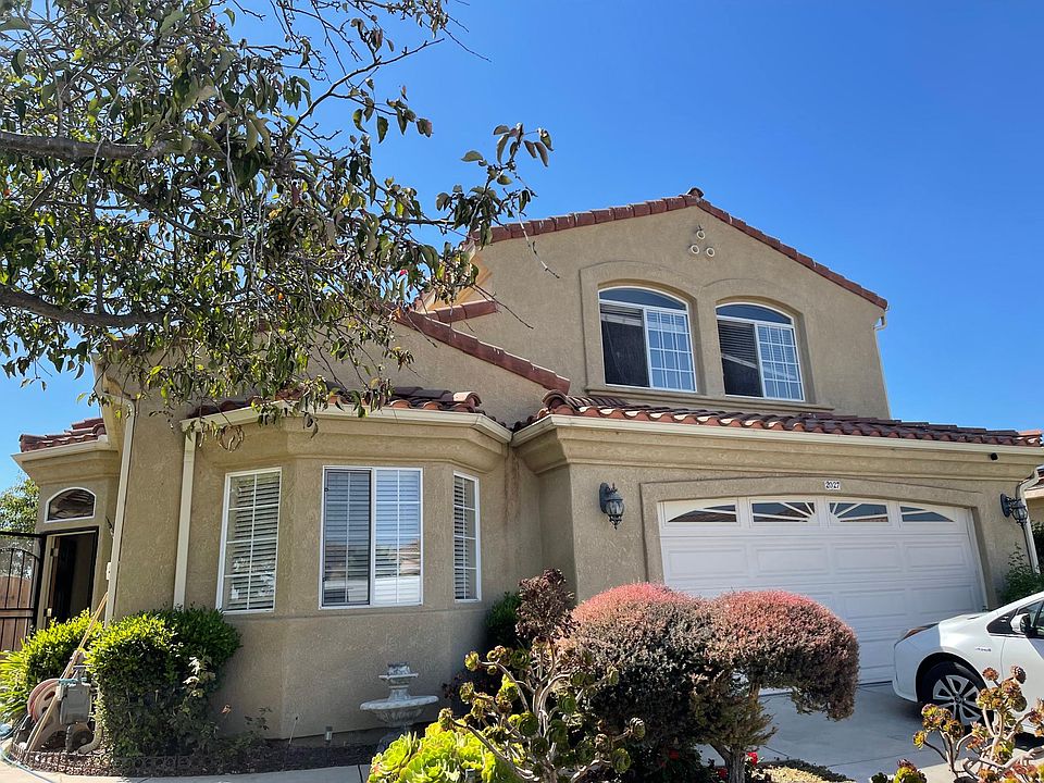 1st image of 2027 S Pinnacle Dr