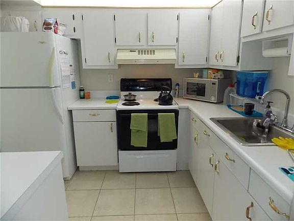 2nd image of 1820 SW 81st Ave APT 3106