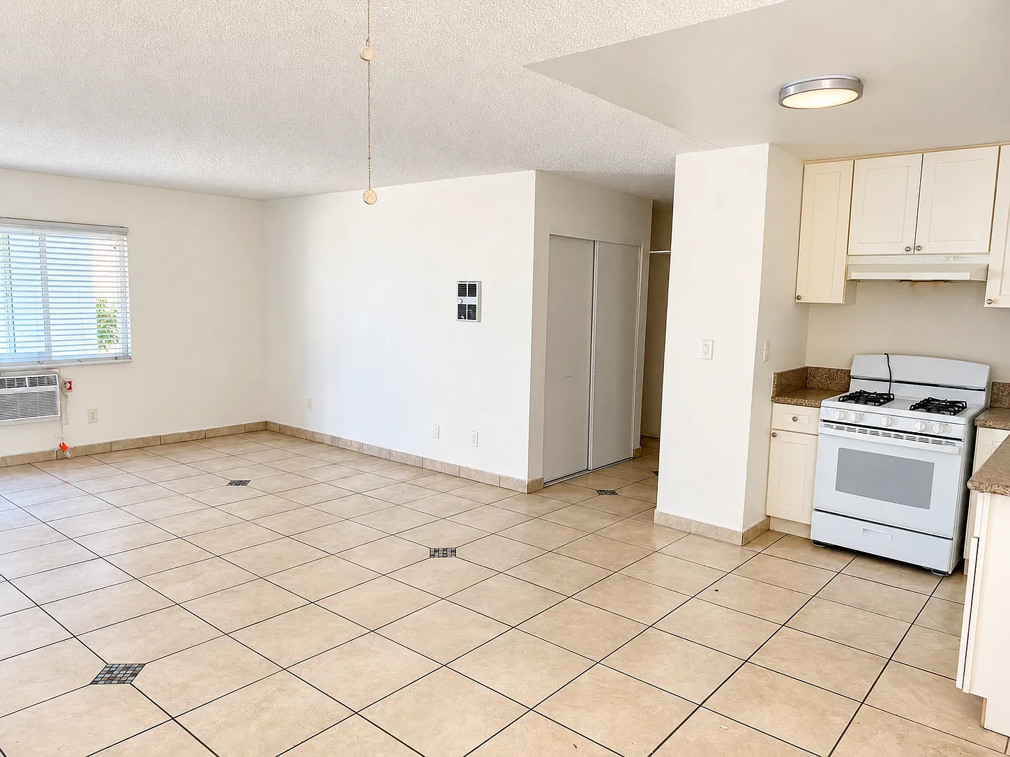 15848 Saticoy 3BR 2B — Photo 2