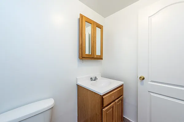 Rented by Nooklyn NYC LLC | media 21