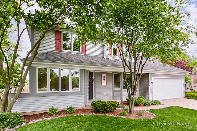 1891 Sapphire Ln photo 1