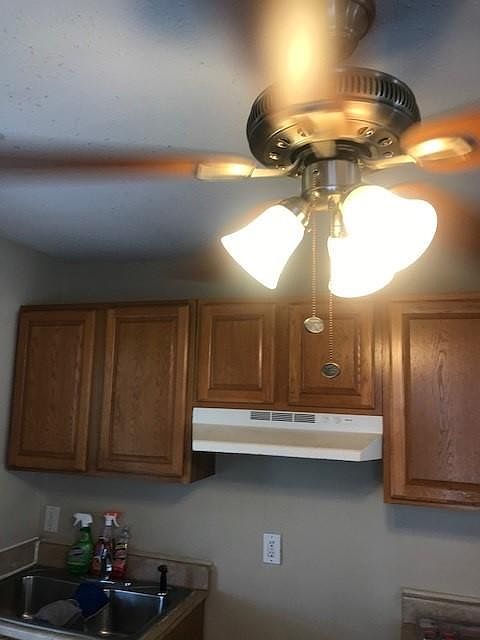 1st image of 3200 Piety St