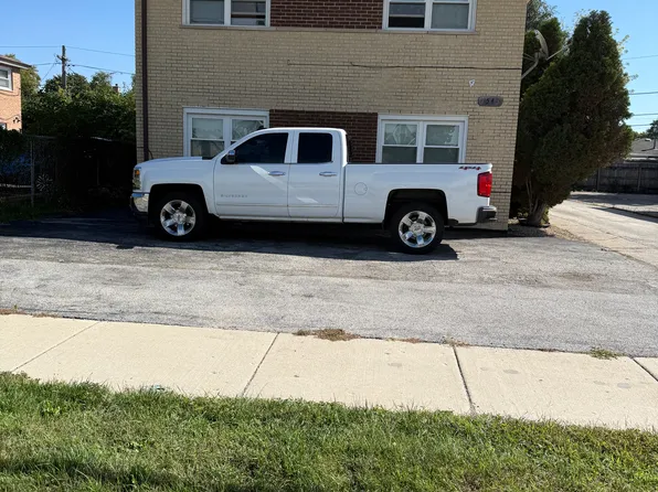 7543 S Roberts Rd APT 2R, Bridgeview, IL 60455