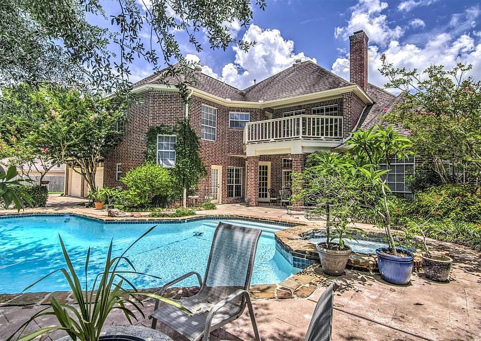 1st image of 4111 Woodbriar Ct