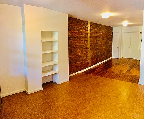 Rented by Carroll Gardens Realty | media 10