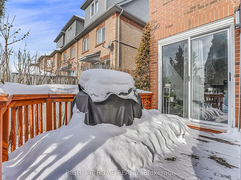 89 Cornell Park Ave — Photo 25