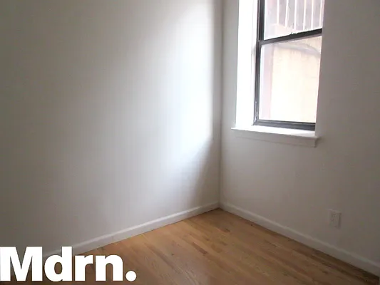 Rented by Mdrn Residential | media 6