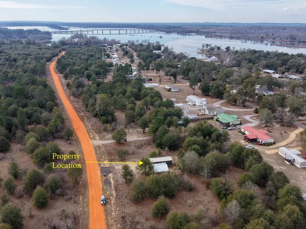 843 Deer Loop, Camden, AL 36726