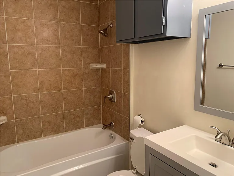 10447 Doc Holliday Trl #B — Photo 11