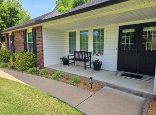 223 S 176th Pl W, Sand Springs, OK 74063