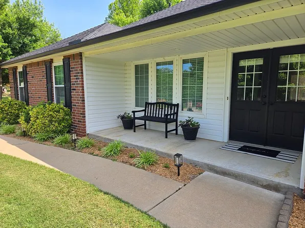 223 S 176th Pl W, Sand Springs, OK 74063