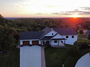 402 Patch Lake Ct, Cold Spring, MN 56320