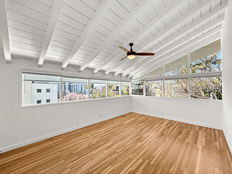 1128 Larrabee St #3 — Photo 14