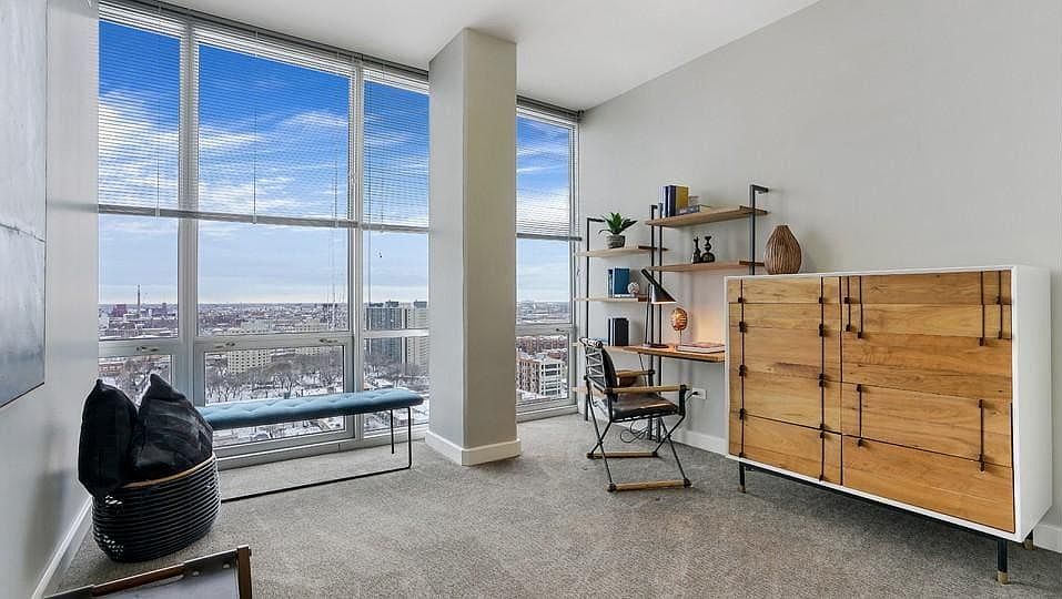 1st image of 120 W Cullerton St #706