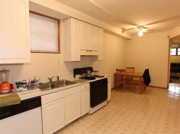 1112 N Marshfield Ave, Chicago, IL 60622