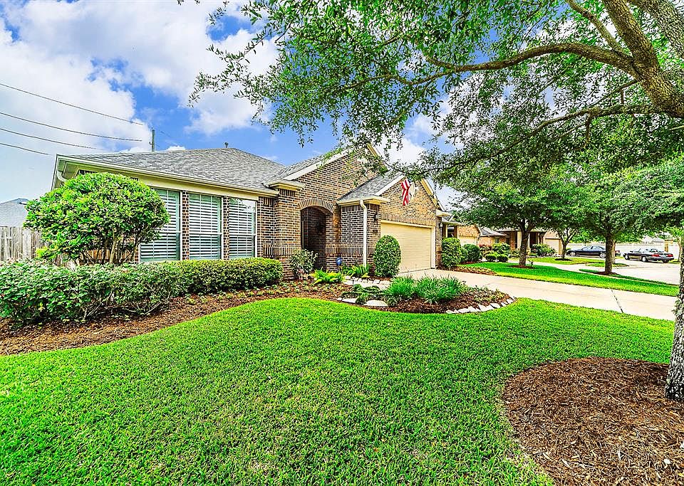 1st image of 2810 Bay Springs View Ct