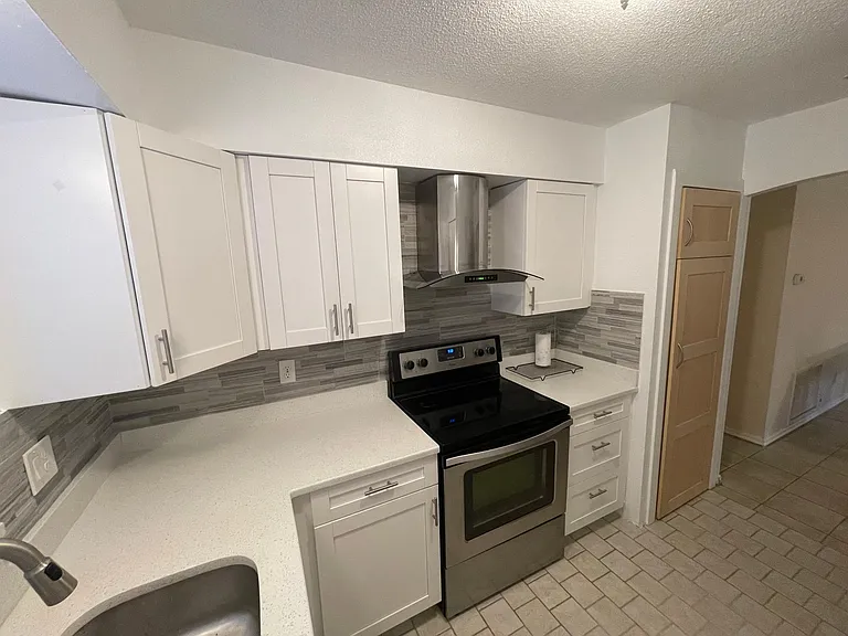 1414 Aries Ln — Photo 8