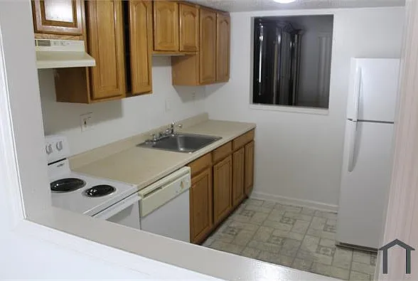 1824 Sturgeon Rd #1824 — Photo 2