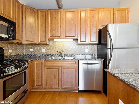 4th image of 1200 W Monroe St APT 712