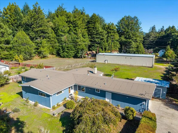 62 Chapman Ln, Carlotta, CA 95528
