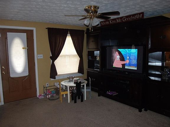 2nd image of 1507 Joe Creason Dr