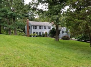 10 Ambler Ln, Wilton, CT 06897