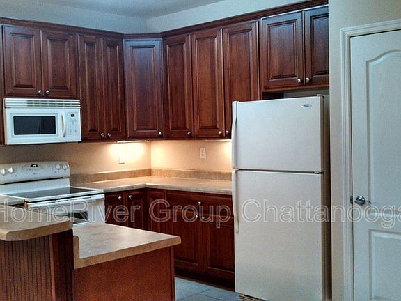 5th image of 5651 Mountain Oaks Ln
