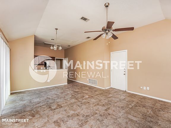 3rd image of 3018 Stonycroft Dr