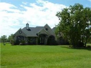 2111 Red Bird Ln, Brookshire, TX 77423