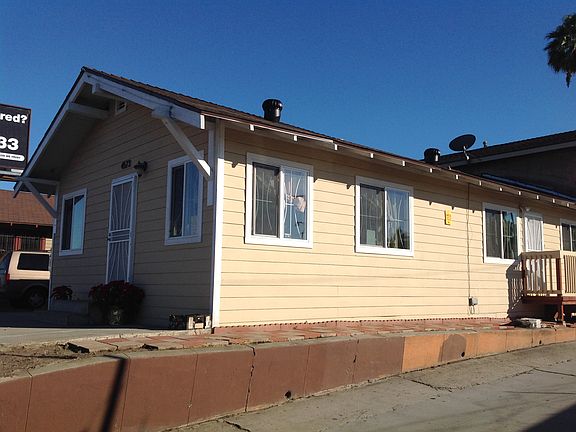 5th image of 4573 University Ave