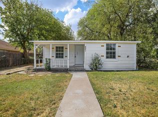 221 Saddle Rd, White Settlement, TX 76108