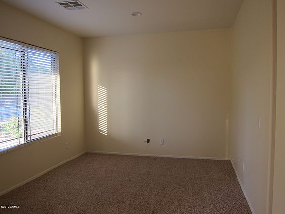 3rd image of 3527 E Calistoga Dr