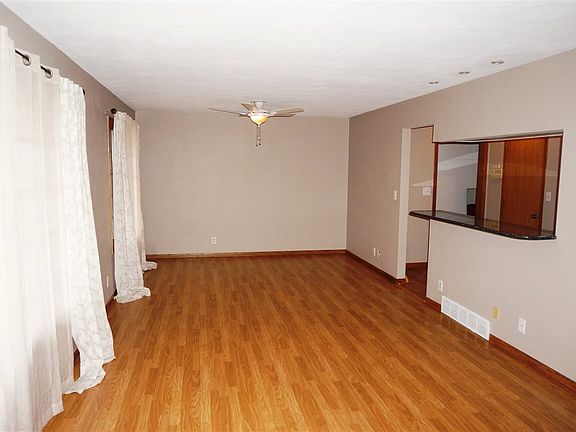 4th image of 3167 Horseshoe Bnd