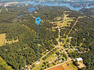 145 Cherokee Dr, Goreville, IL 62939