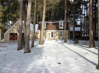 1256 Janette St, Fort Atkinson, WI 53538