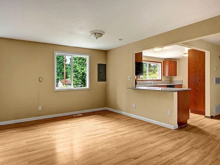 3969 154th Ave SE — Photo 4