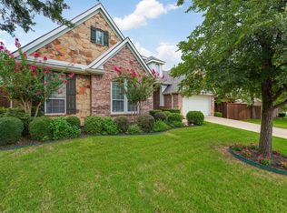 977 Water Oak Dr, Grapevine, TX 76051